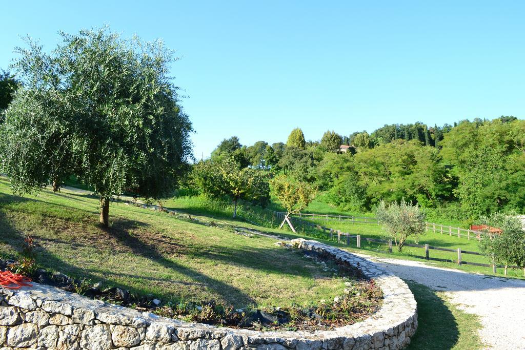 Bed and Breakfast Casale La Rocchetta Lonigo Exterior foto